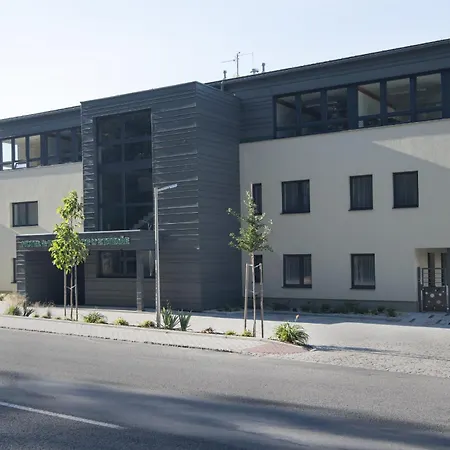 Hotel A Restaurace U Stavare *