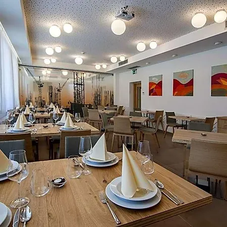 Hotel A Restaurace U Stavaře *