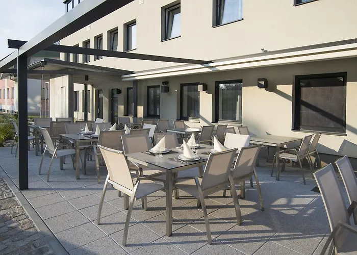 A Restaurace U Stavare Hotel *